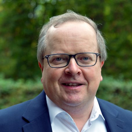 Karl-Werner Joerg (Künstlerischer Leiter)
